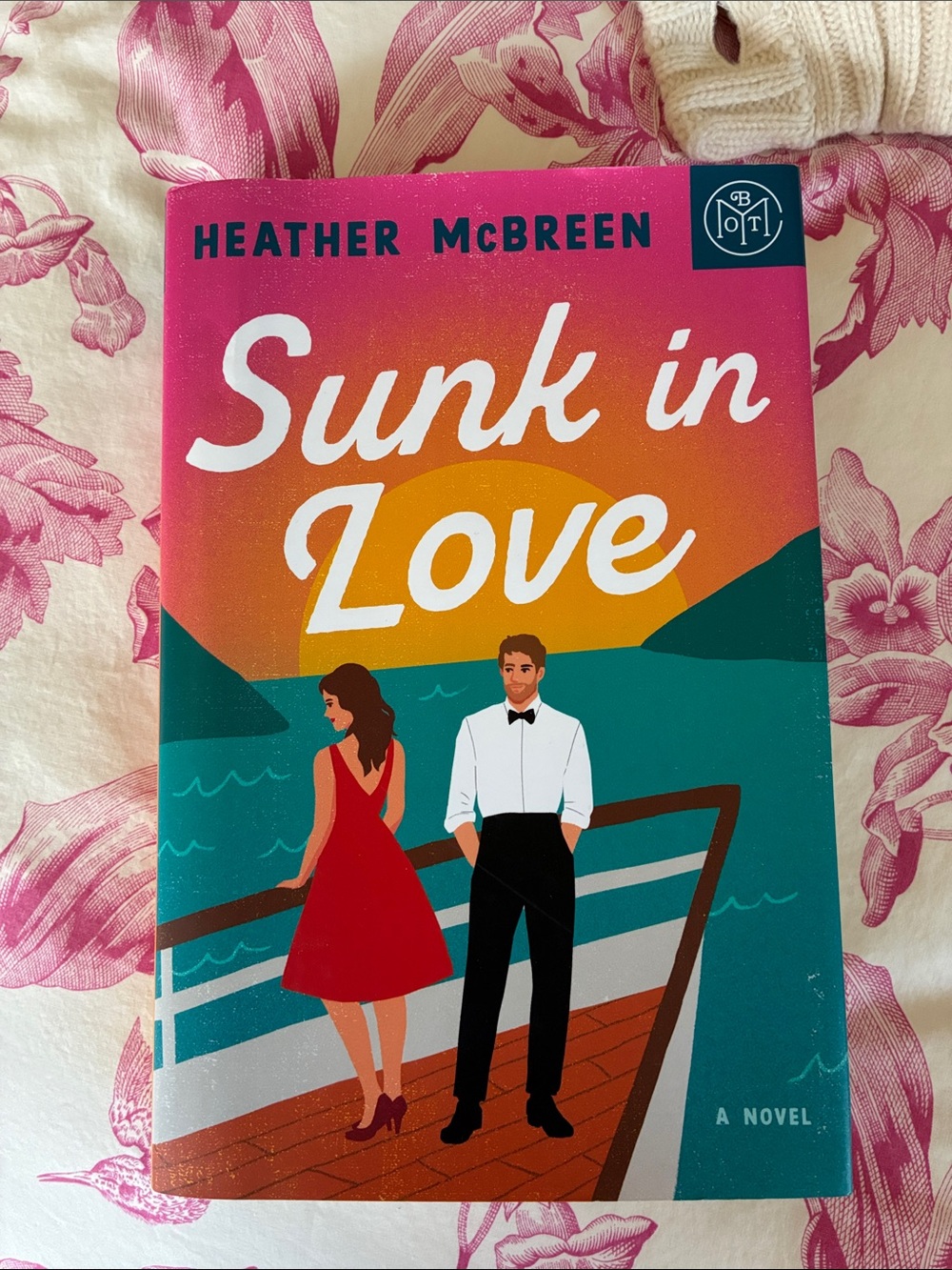 Sunk in Love by Heather McBreen - Romantic Novel with Teal & Pink Cover